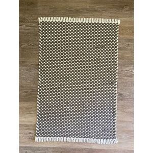 Threshold Gray White Dot Bath Mat